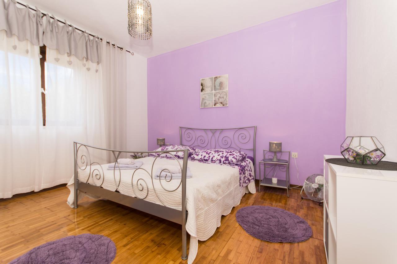Apartment Lorenzo Трогир Екстериор снимка